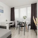 Centre Saski Garden By Renters * Varšava