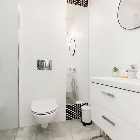 Centre Saski Garden By Renters Apartamento